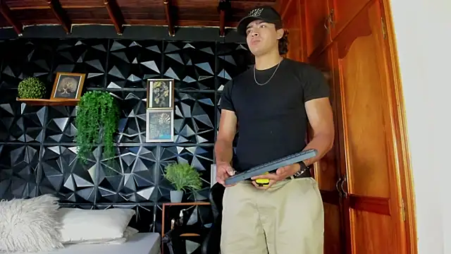 elliot_colton - Elliot_colton's free webcam - UK Sex Cams