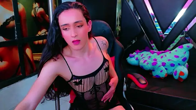 Ivony_Giselle webcam