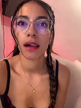 elegant__rouse webcam