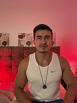 chris_clarck (M young) - show party cum💦💦🥵🔥😈