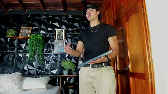 elliot_colton (M twink) - look how I get my milk and eat it