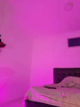 vickyhoult - VickyHoult's free webcam - UK Sex Cams