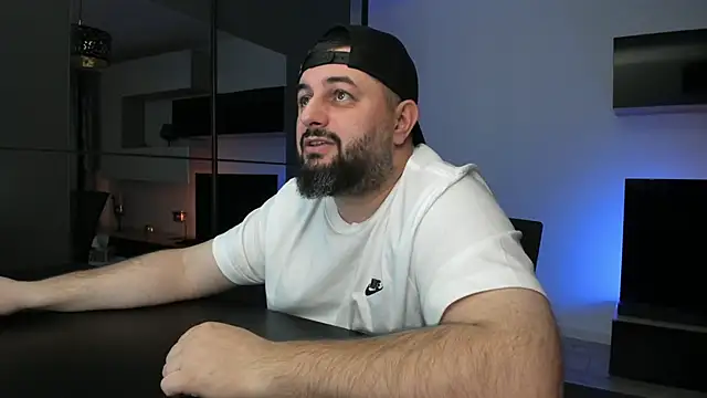 dravenpeak - DravenPeak's free webcam - UK Sex Cams