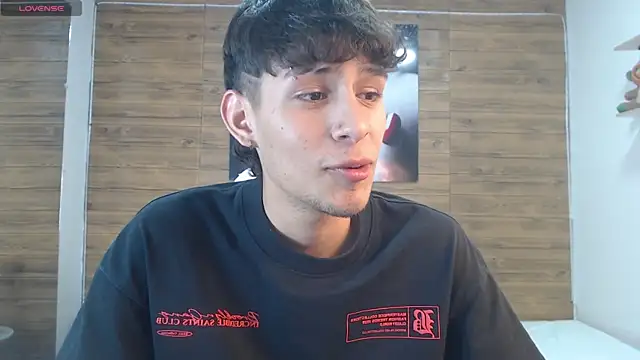 DraxBlade09's live cam