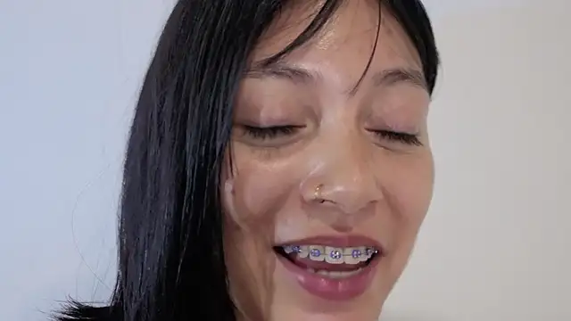 Qadeshoficial webcam