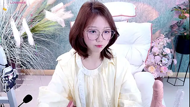 ZoeLily2026's live cam