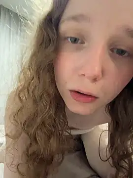 outside_rosy - Live Cam