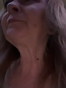 Irina2909@xh Live Webcam on Stripchat