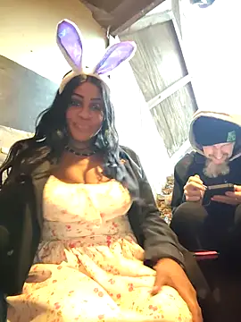 AmazonianMistres... Live Webcam on Stripchat