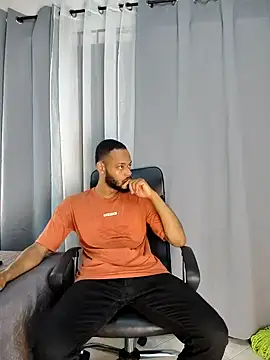 Oliver_bigblack_cock webcam