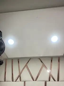 Webcam Model (Madisson-Rivas)  is live.Free join now!