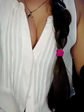 l_ucy1 - L_ucy1's free webcam - UK Sex Cams