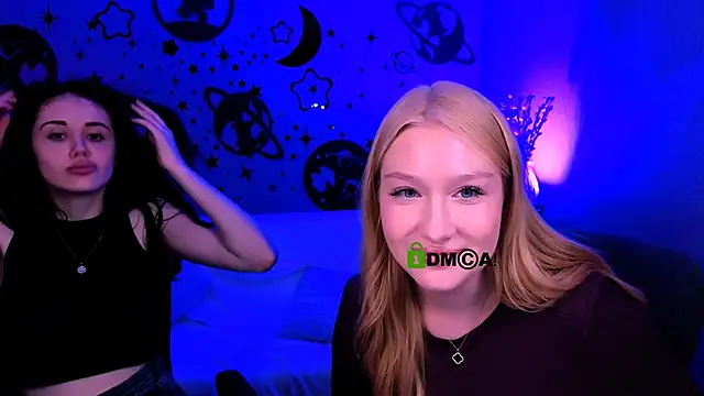 playful_sophie webcam