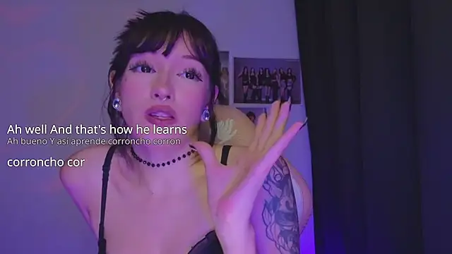 Moonlightt_21 webcam