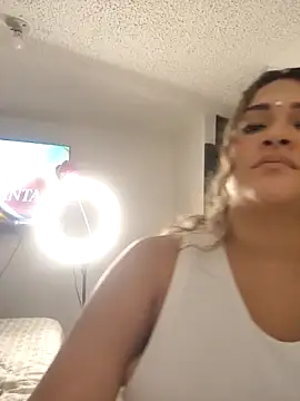 Sara_smiiith211 webcam