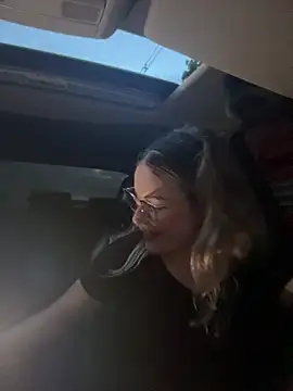 nicolecut (F young) - Fuck my ass with two fingers in the car