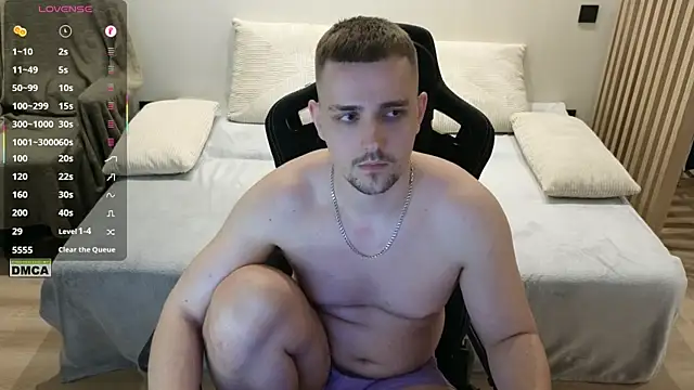 larstar01 (M young) - Happy Lars