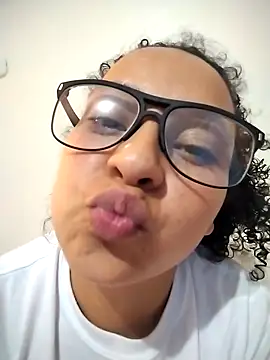 sofia_alane (F young) - 🍑SHOW TITS AND PLAY🍑