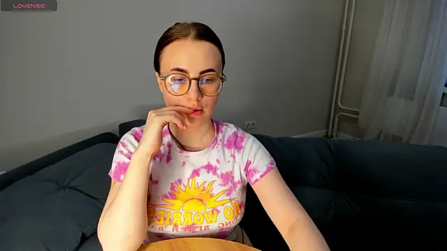 MewStella - Live Cam