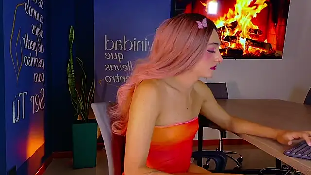 Preview Mikavelvet08