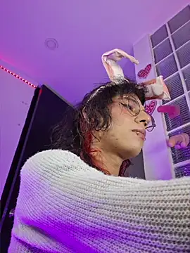 Sweet-SharoKitty webcam