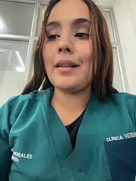 Webcam Model (Noa_Harper-)  is live.Free join now!