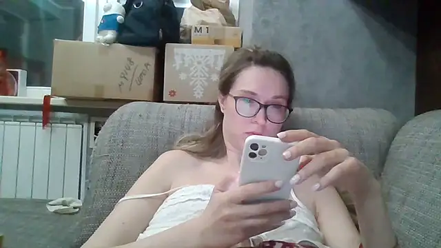 jugira - Jugira's free webcam - UK Sex Cams