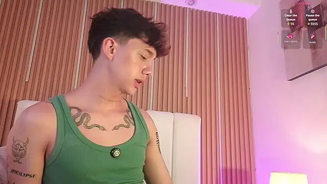 tomy_rox - Tomy_Rox's free webcam - UK Sex Cams