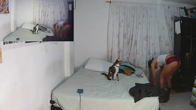 SAT--SU_U - Live Cam