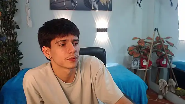 AmethystShadow17 webcam