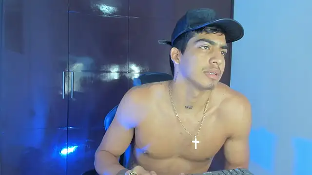 Milo_LatinBoy webcam