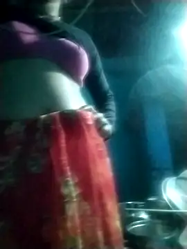 hot-qwer - Hot-qwer's free webcam - UK Sex Cams