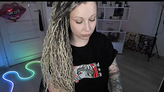 honeysallymoore - HoneySallyMoore's free webcam - UK Sex Cams