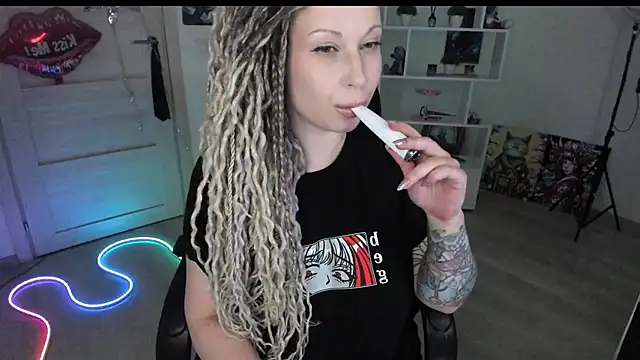 HoneySallyMoore webcam