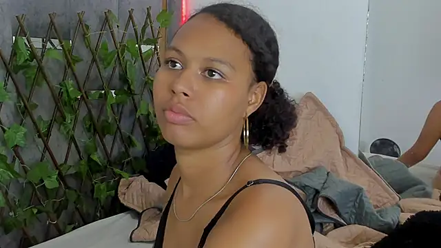 tatianasquirthot - Tatianasquirthot's free webcam - UK Sex Cams