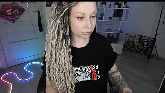 honeysallymoore - HoneySallyMoore's free webcam - UK Sex Cams