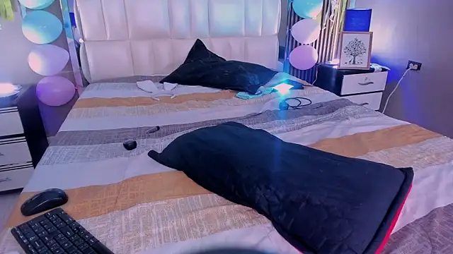 xCharlotte_20 webcam