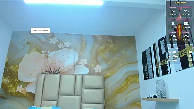 NahomiWalker_ webcam