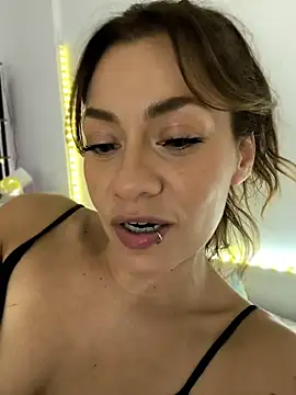 samyjones9 (F milf) - ♥️ today I want sex with love ♥️