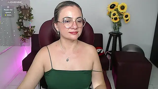 Ghada_milf webcam