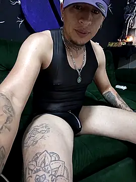 Valentino_dominusSex webcam