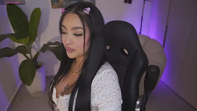 sarawinstone - Live Cam