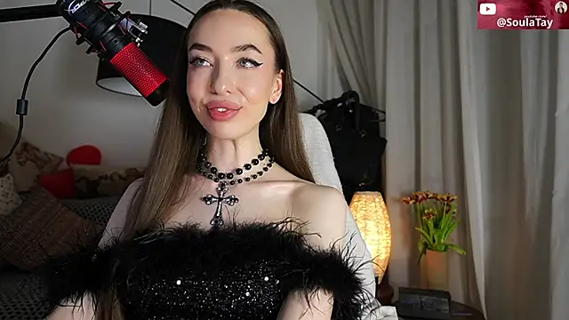 supreme_dominatrix - Live Cam