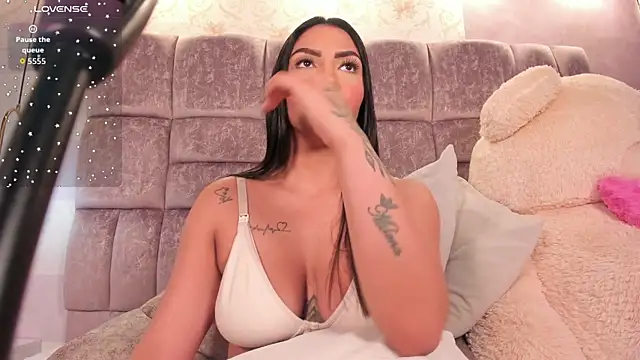 miaa_quinn live sex cam