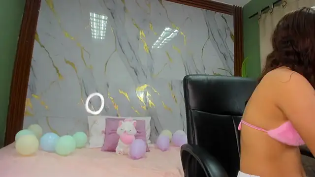 Amanda_Rossi - Live Cam