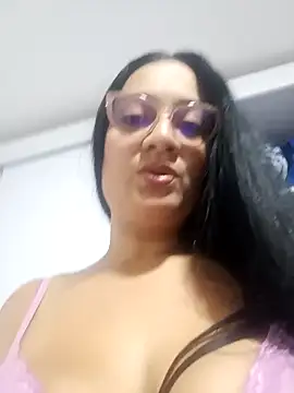 BellaSeductora webcam