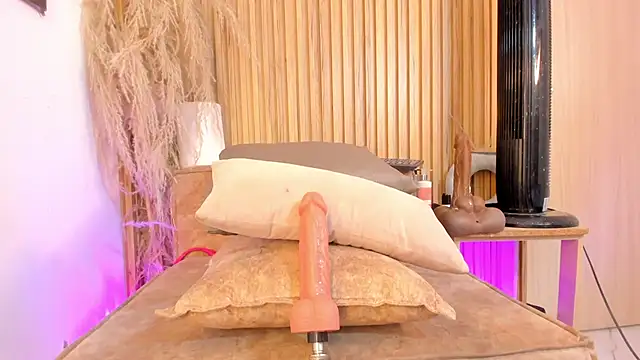 sofhiaa_adaams webcam