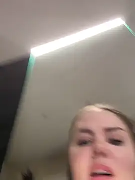 Alina_Vibe_Me webcam