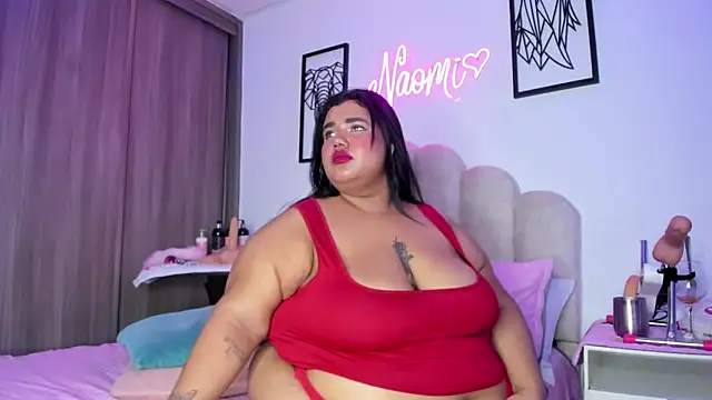 NaomiAsha webcam