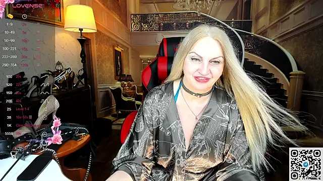 Nina_Devillle webcam